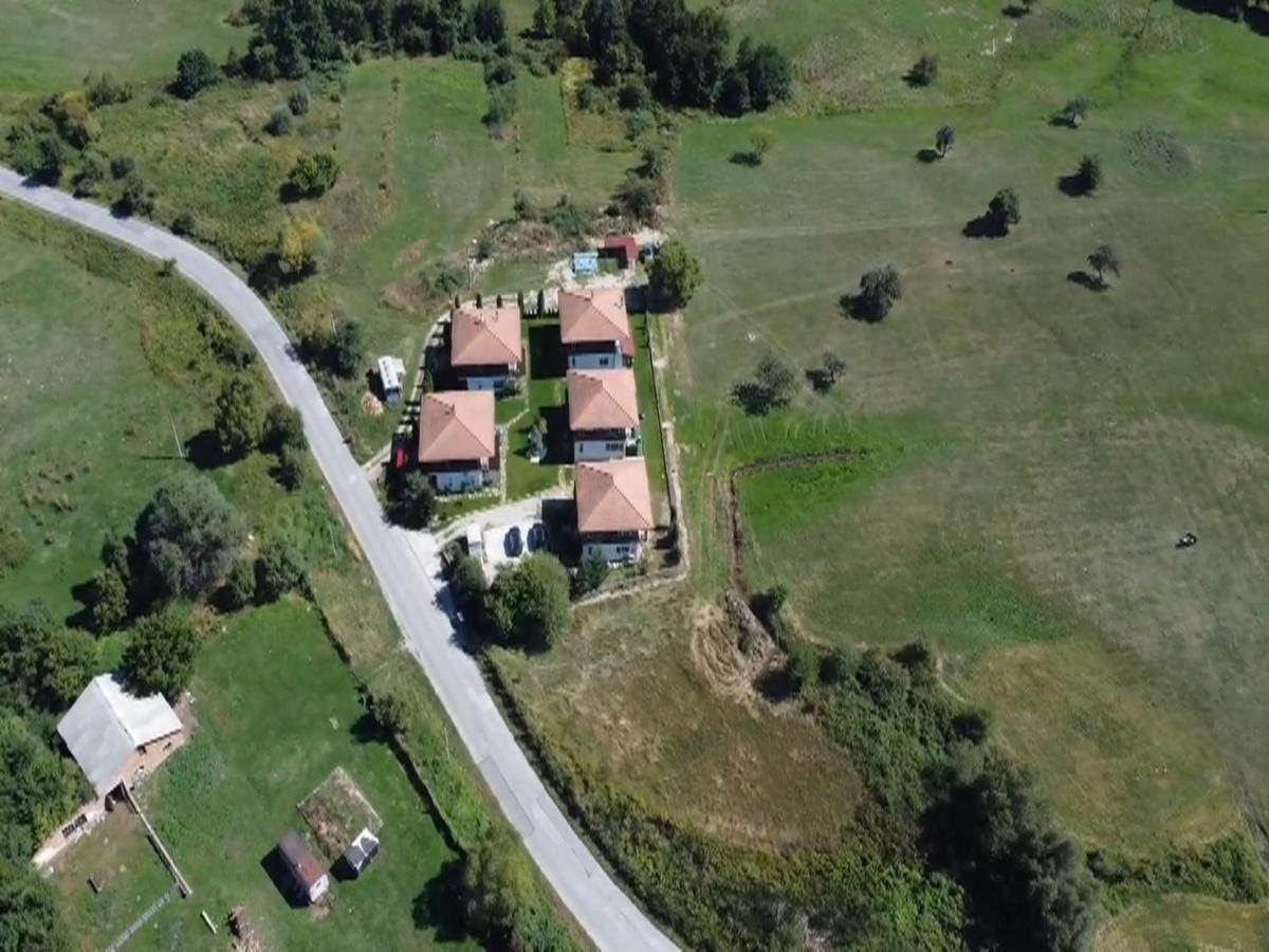 Къща За Гости "Марковски" Raduil Exterior foto